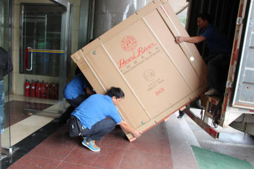 川汇钢琴贵重工艺品无忧运